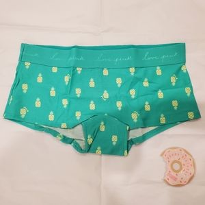 π π PINK Victoria's Secret boyshort panties boxer pineapple